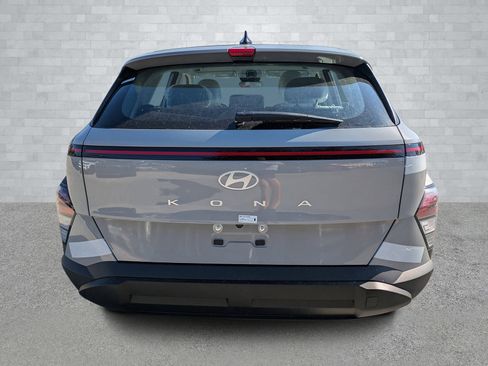 New 2026 Hyundai Kona SE image 6