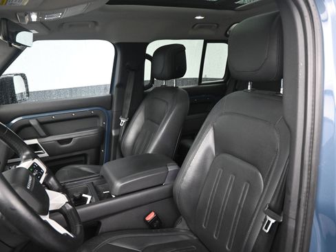 Used 2020 Land Rover Defender 110 HSE image 16