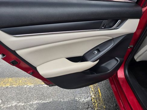 Used 2020 Honda Accord Hybrid image 23
