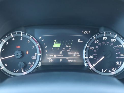 Certified 2024 Toyota Highlander XSE image 34