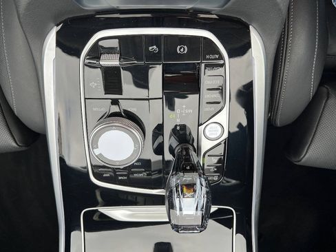 Used 2021 BMW X7 xDrive40i w/ Executive Package AWD/4WD image 15