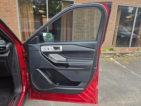 Used 2023 Ford Explorer ST w/ Equipment Group 401A AWD/4WD image 76