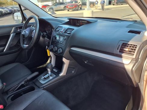 Used 2015 Subaru Forester 2.5i Limited image 16