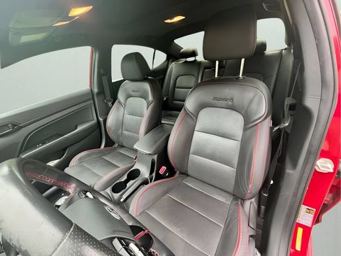 Used 2020 Hyundai Elantra Sport w/ Cargo Package (C1) FWD image 7