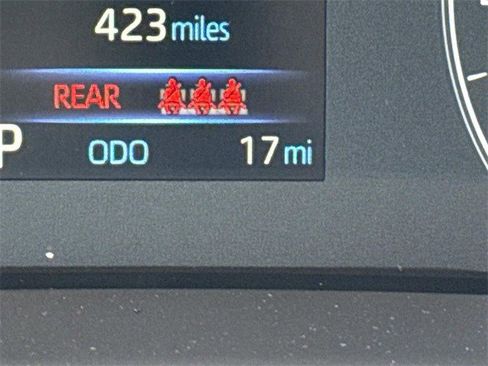 Used 2025 Toyota Corolla LE image 28