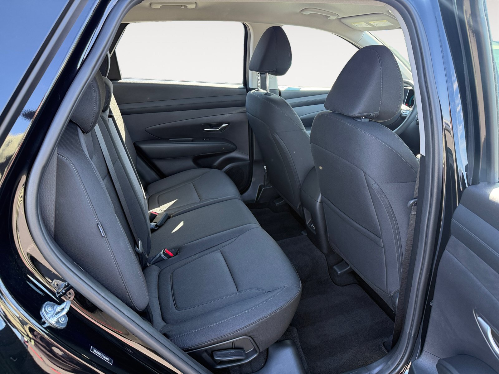 Certified 2026 Hyundai Tucson SE FWD image 18