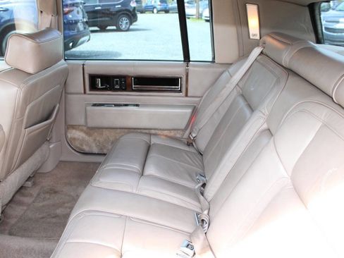 Used 1990 Cadillac De Ville Sedan image 18