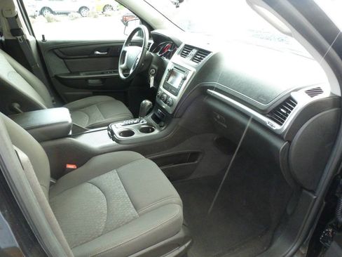 Used 2013 GMC Acadia SLE FWD image 30