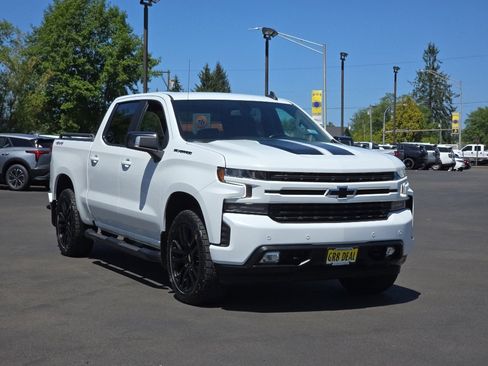 Used 2021 Chevrolet Silverado 1500 RST w/ Rally Edition AWD/4WD image 2