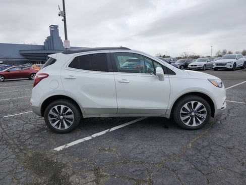 Used 2020 Buick Encore Essence image 17