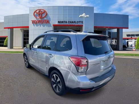 Used 2017 Subaru Forester 2.5i Premium image 6