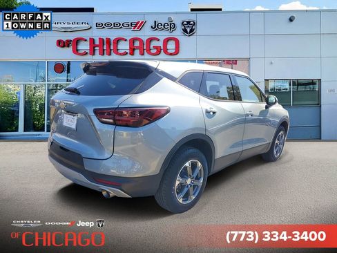 Used 2025 Chevrolet Blazer LT FWD image 4