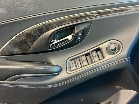Used 2015 Buick LaCrosse Leather image 13