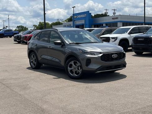 Used 2025 Ford Escape ST-Line FWD image 2