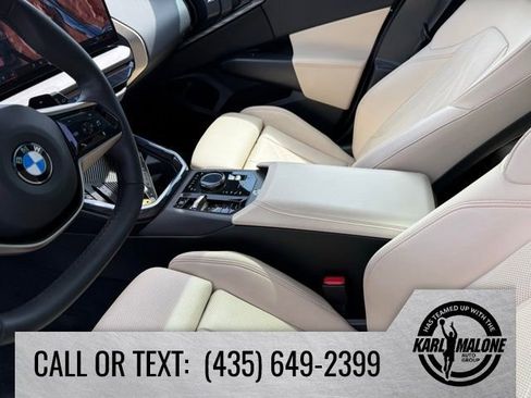 Used 2025 BMW X3 xDrive30i w/ Premium Package image 22