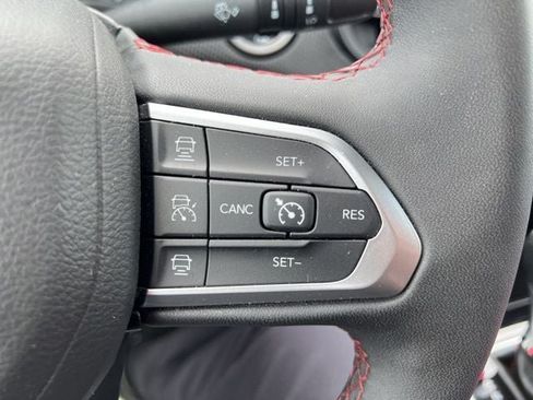 Used 2025 Jeep Compass Trailhawk AWD/4WD image 21