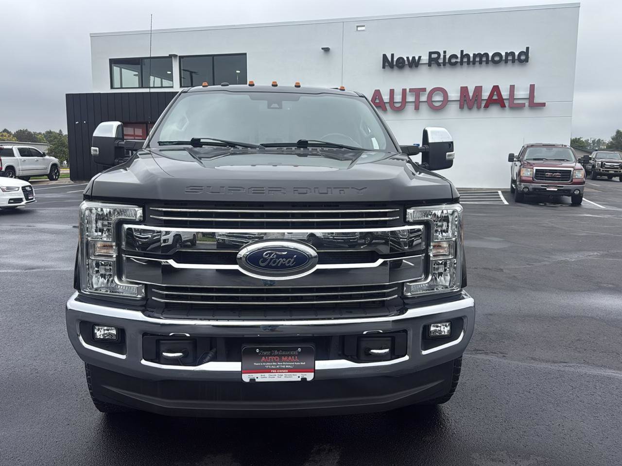 Used 2017 Ford F250 Lariat w/ Lariat Ultimate Package AWD/4WD image 8