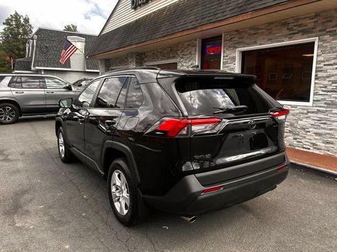 Used 2020 Toyota RAV4 XLE w/ All Weather Liner Package AWD/4WD image 5