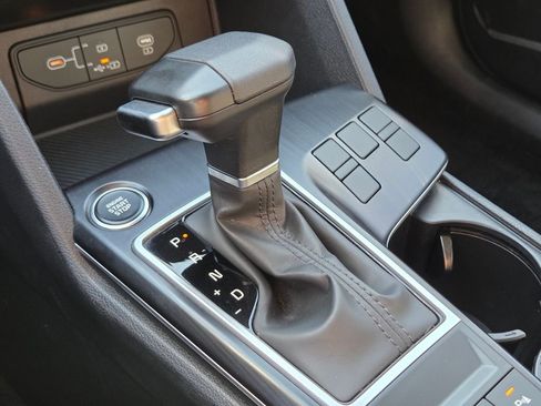Used 2026 Kia Sportage LX FWD image 32