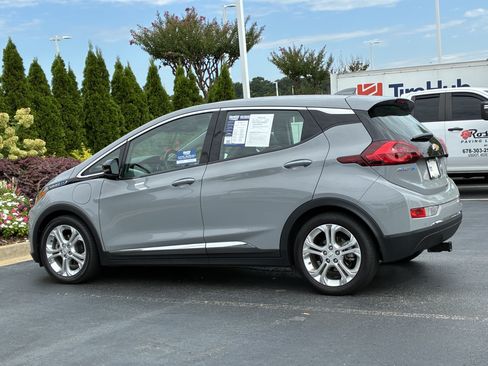 Used 2020 Chevrolet Bolt LT FWD image 9