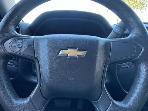 Used 2018 Chevrolet Silverado 1500 Custom w/ Custom Value Package image 16