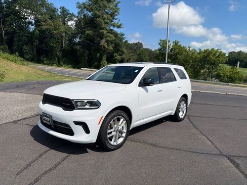 Used 2024 Dodge Durango GT AWD/4WD image 4