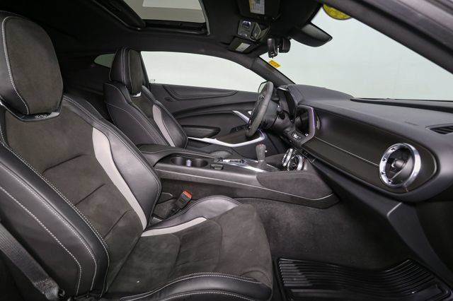 Used 2023 Chevrolet Camaro SS RWD image 17