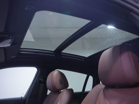 New 2026 BMW X6 xDrive40i w/ Premium Package AWD/4WD image 8