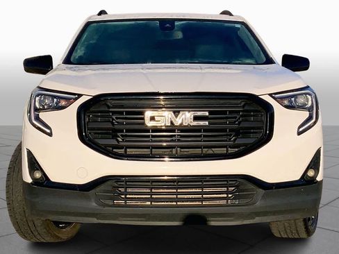 Used 2021 GMC Terrain SLT w/ Infotainment Package II image 4