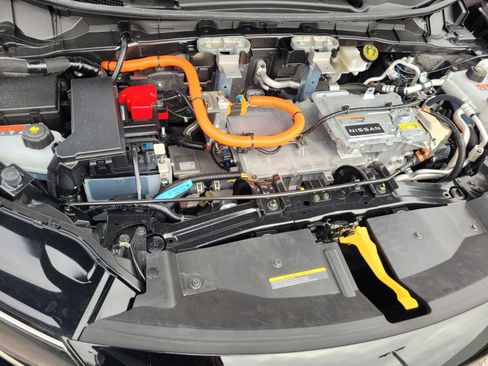 Used 2023 Nissan Ariya FWD image 18