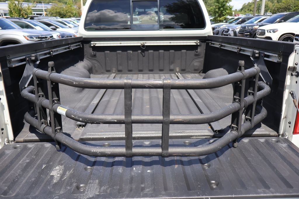 Used 2018 Nissan Frontier SV RWD image 19