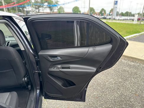 Used 2019 Chevrolet Equinox LT AWD/4WD image 17