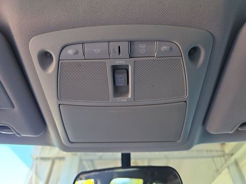 Used 2015 Nissan Rogue SL w/ SL Premium Package FWD image 22