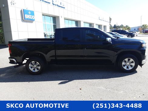 Used 2020 Chevrolet Silverado 1500 LT w/ Convenience Package image 6