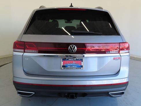 New 2025 Volkswagen Atlas SE image 5