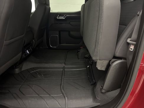 Used 2023 Chevrolet Silverado 1500 LT image 40