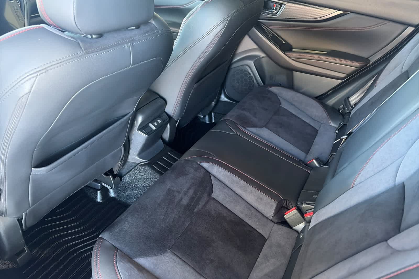Used 2023 Subaru WRX Limited AWD/4WD image 4