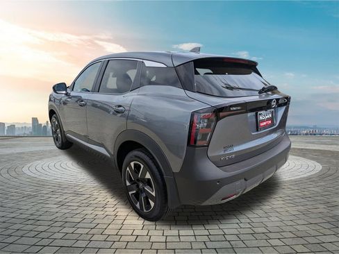 Certified 2025 Nissan Kicks SV w/ Charging Package AWD/4WD image 7