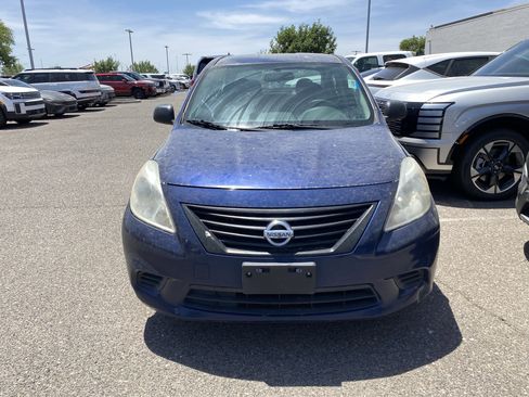 Used 2014 Nissan Versa S Plus FWD image 5
