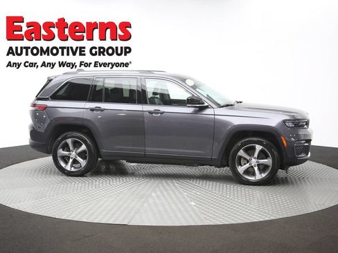Used 2023 Jeep Grand Cherokee 4WD 4xe image 51
