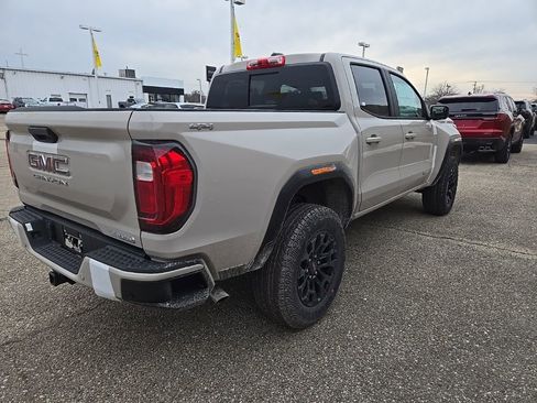 New 2026 GMC Canyon Elevation image 4