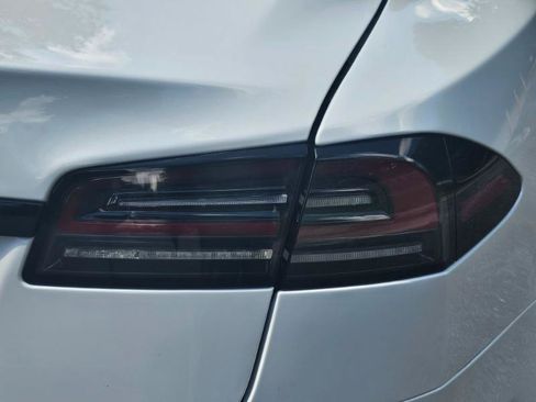 Used 2023 Tesla Model S AWD/4WD image 30