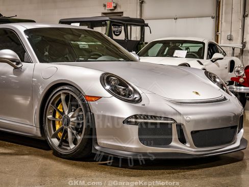 Used 2016 Porsche 911 GT3 RWD image 28