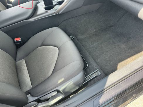 Used 2024 Toyota Camry LE FWD image 34
