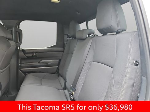 Used 2024 Toyota Tacoma SR5 AWD/4WD image 42
