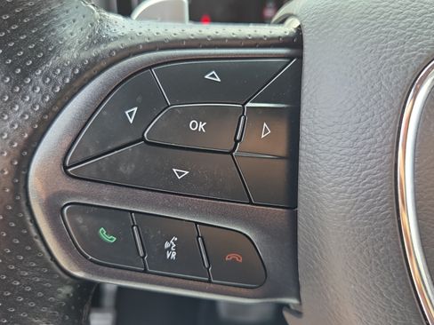 Used 2024 Dodge Durango GT RWD image 25