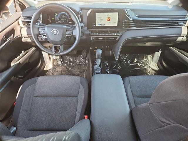 Used 2025 Toyota Camry LE FWD image 22