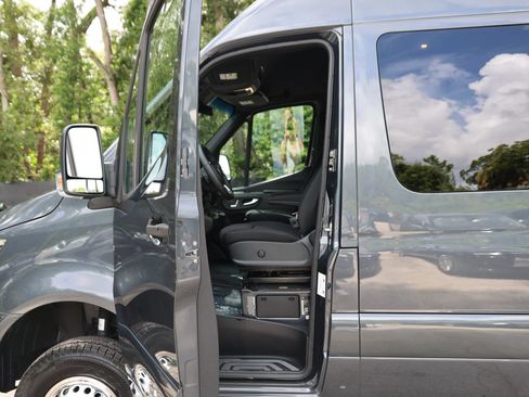 Used 2024 Mercedes-Benz Sprinter 3500 w/ Parking Package image 11