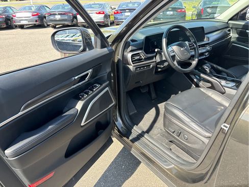 Used 2024 Kia Telluride S w/ S Sunroof Package AWD/4WD image 7