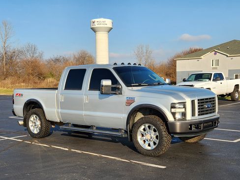Used 2008 Ford F250 FX4 image 9